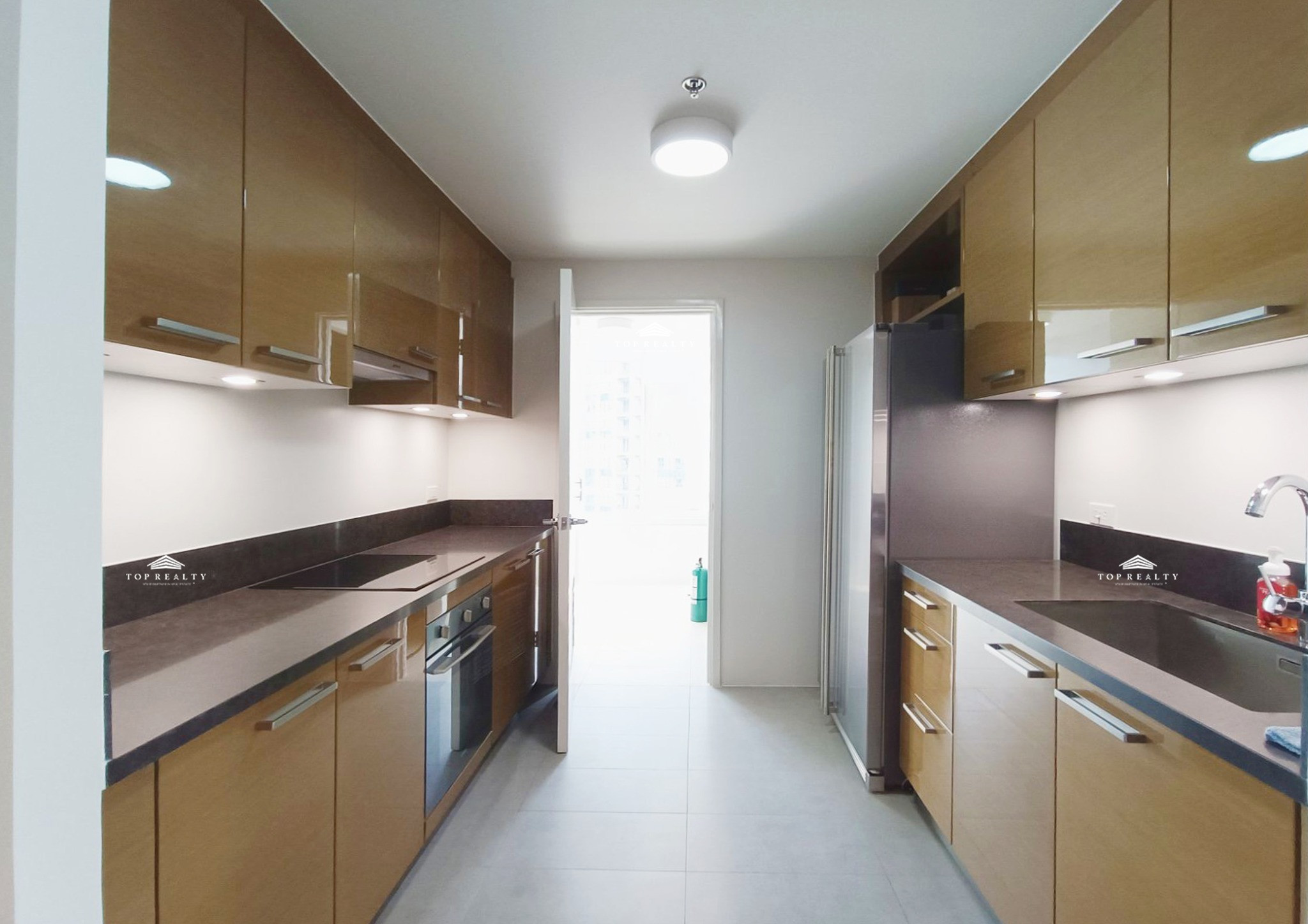 3BR Corner Unit with Chic and Cozy Interiors for Sale in Proscenium at Rockwell photo 4