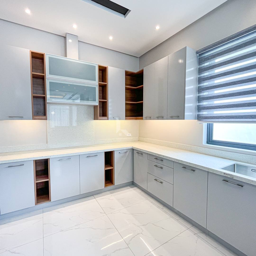 Stylish Modern Townhouse For Sale in Scout Area, Quezon City photo 4