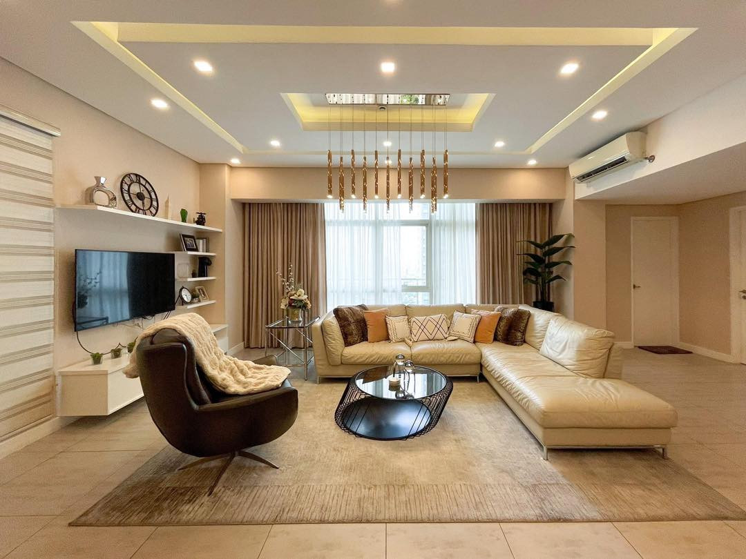 An Elegant Fully Furnished Condo for Sale in Quezon City photo 1