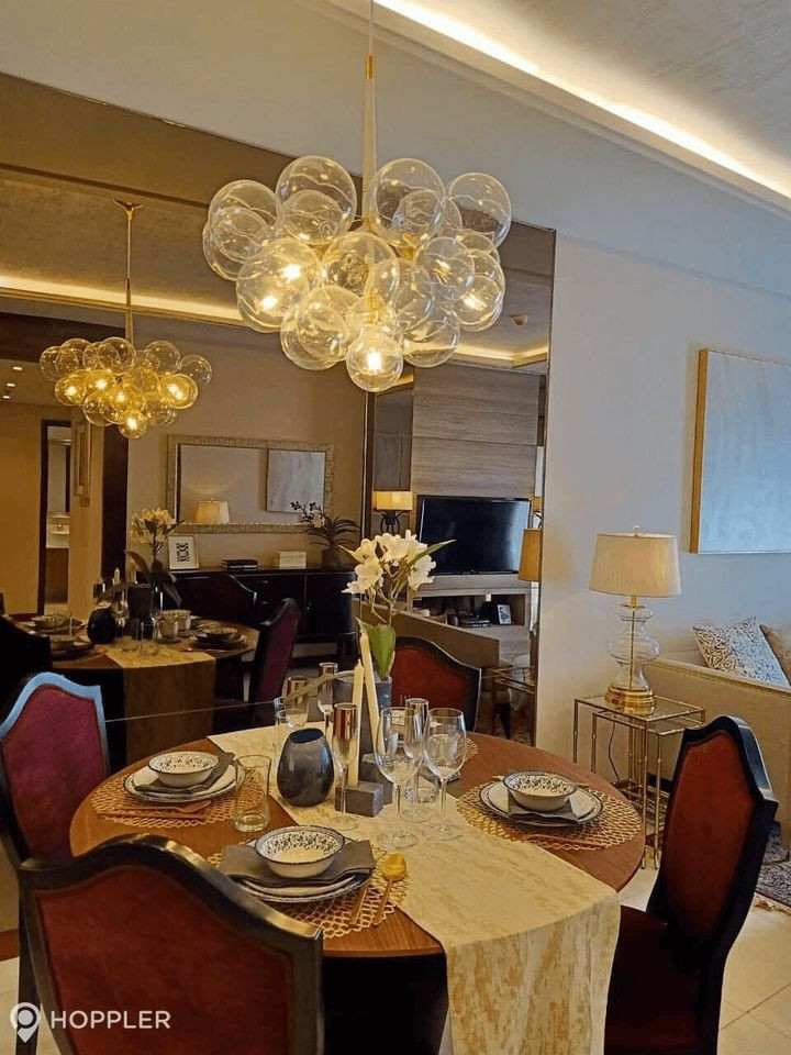 2BR Condo for Sale in The Royalton at the Capitol Commons, Oranbo, Pasig photo 2