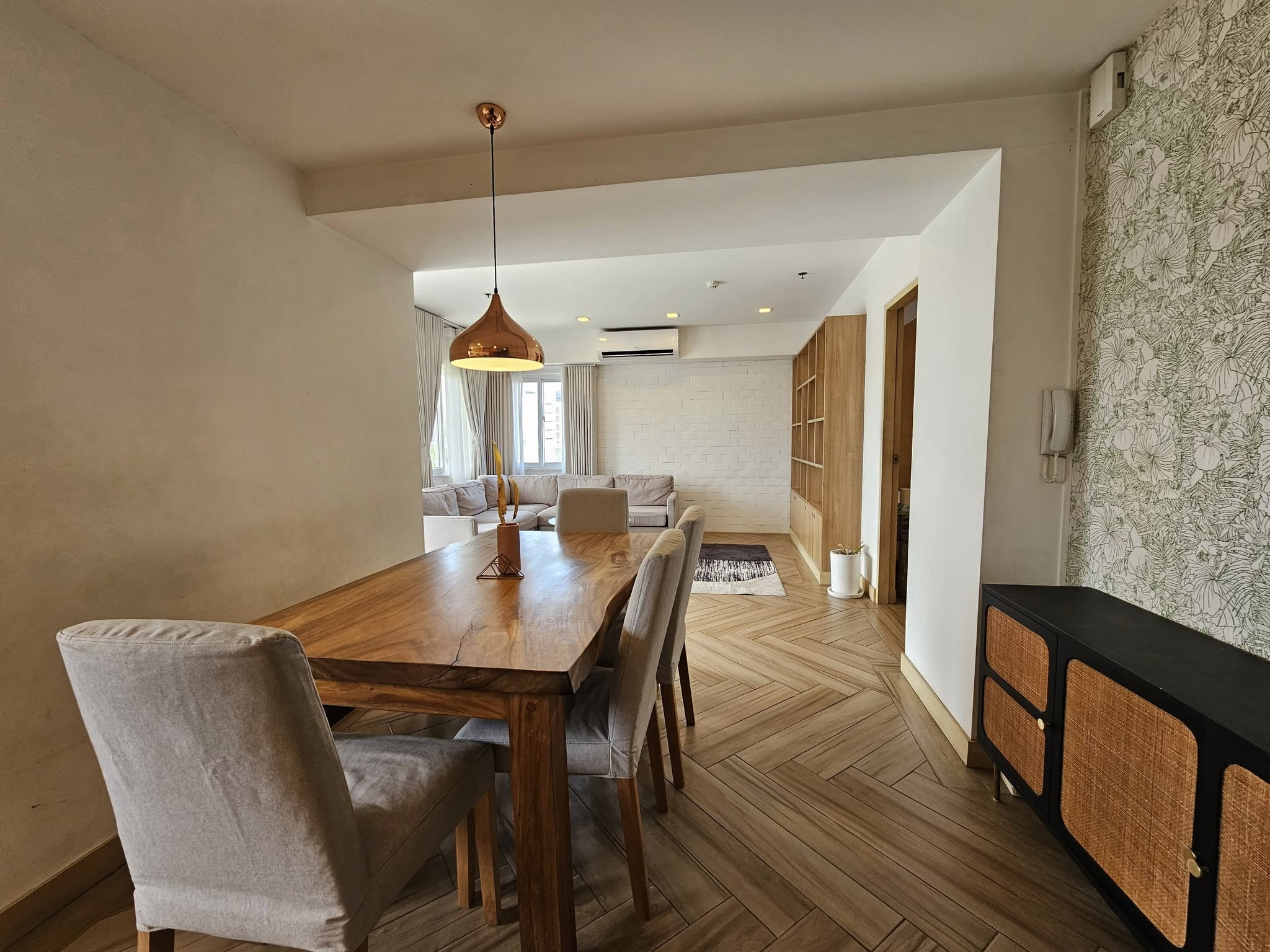 Cozy 1-Bedroom Condo Unit for Sale photo 4