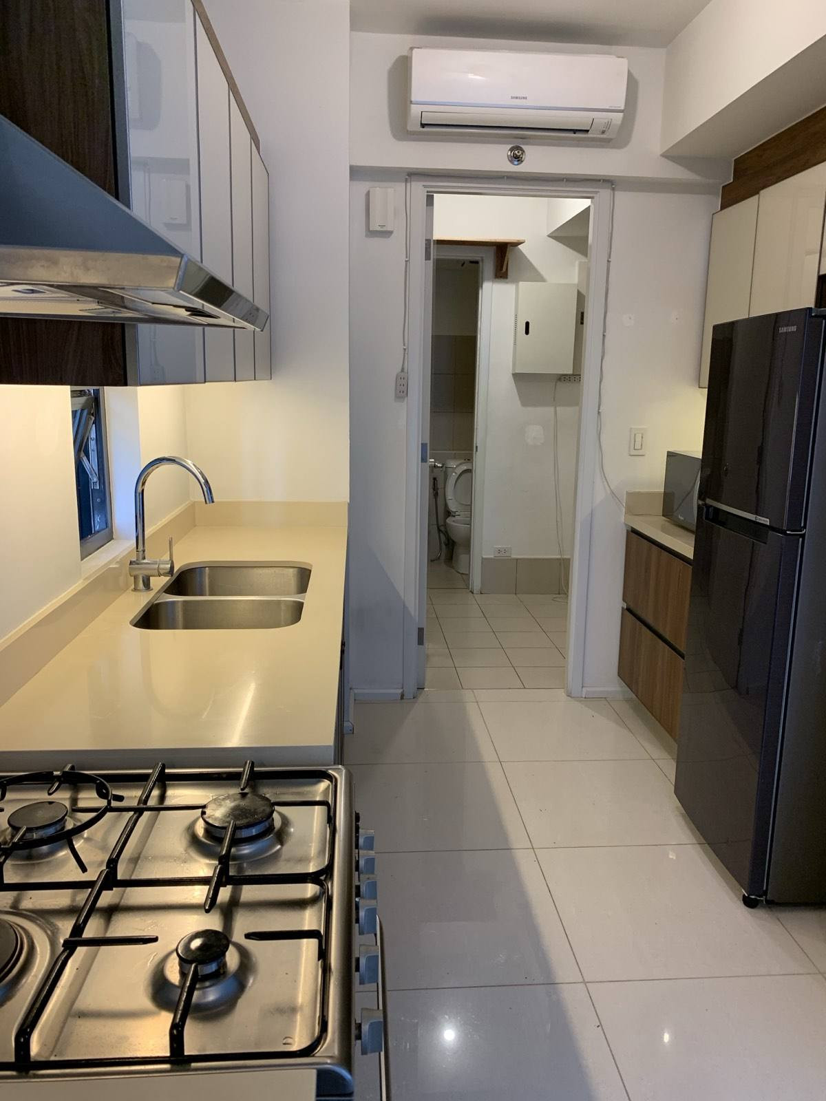Attractive 2-Bedroom Condo Unit for Sale photo 3