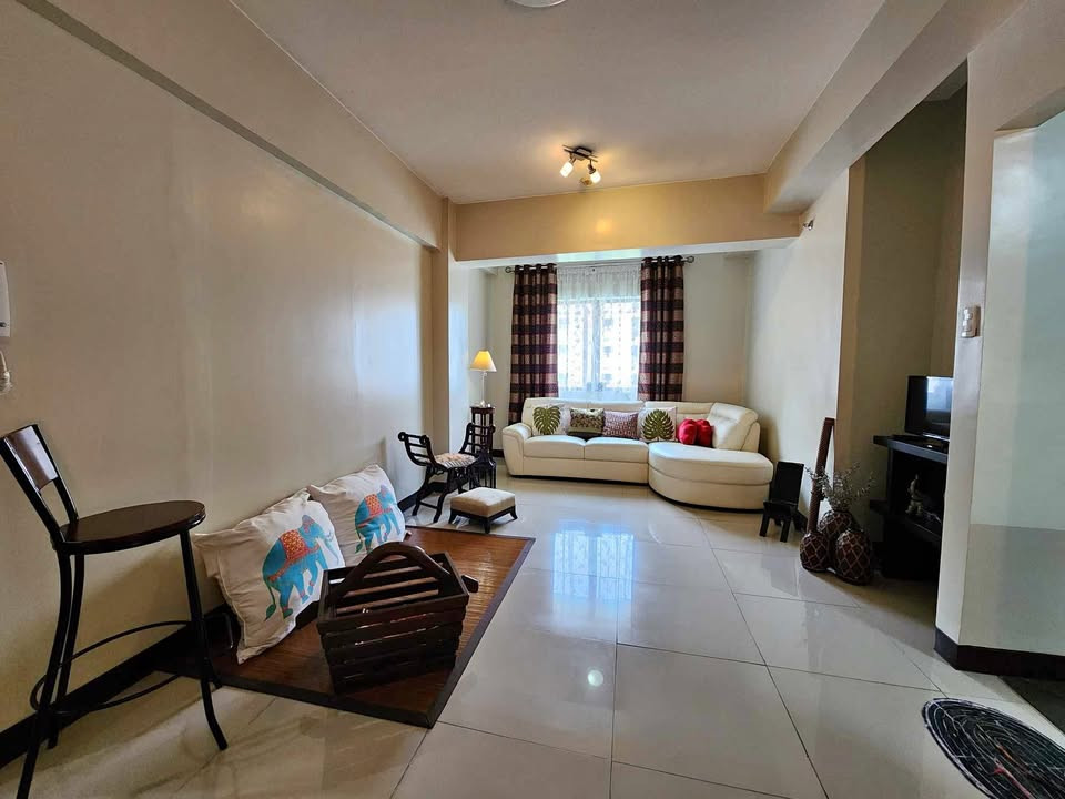 3 Bedroom Condo Unit For Sale Located at Sarasota, Newport City photo 1