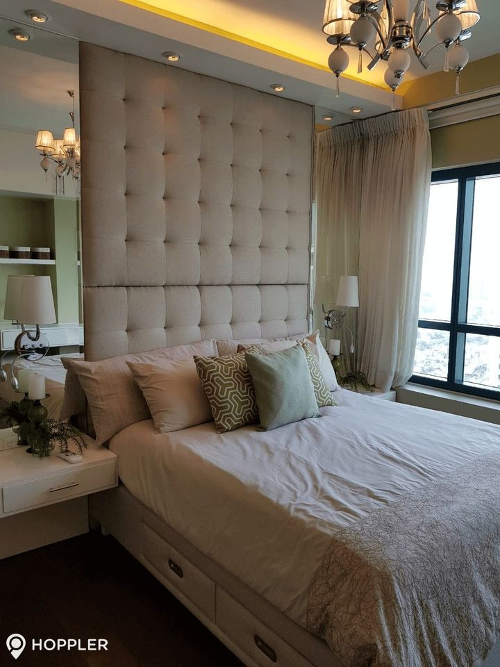 1BR Condo for Sale in Edades Tower and Garden Villas, Rockwell Center, Makati photo 3