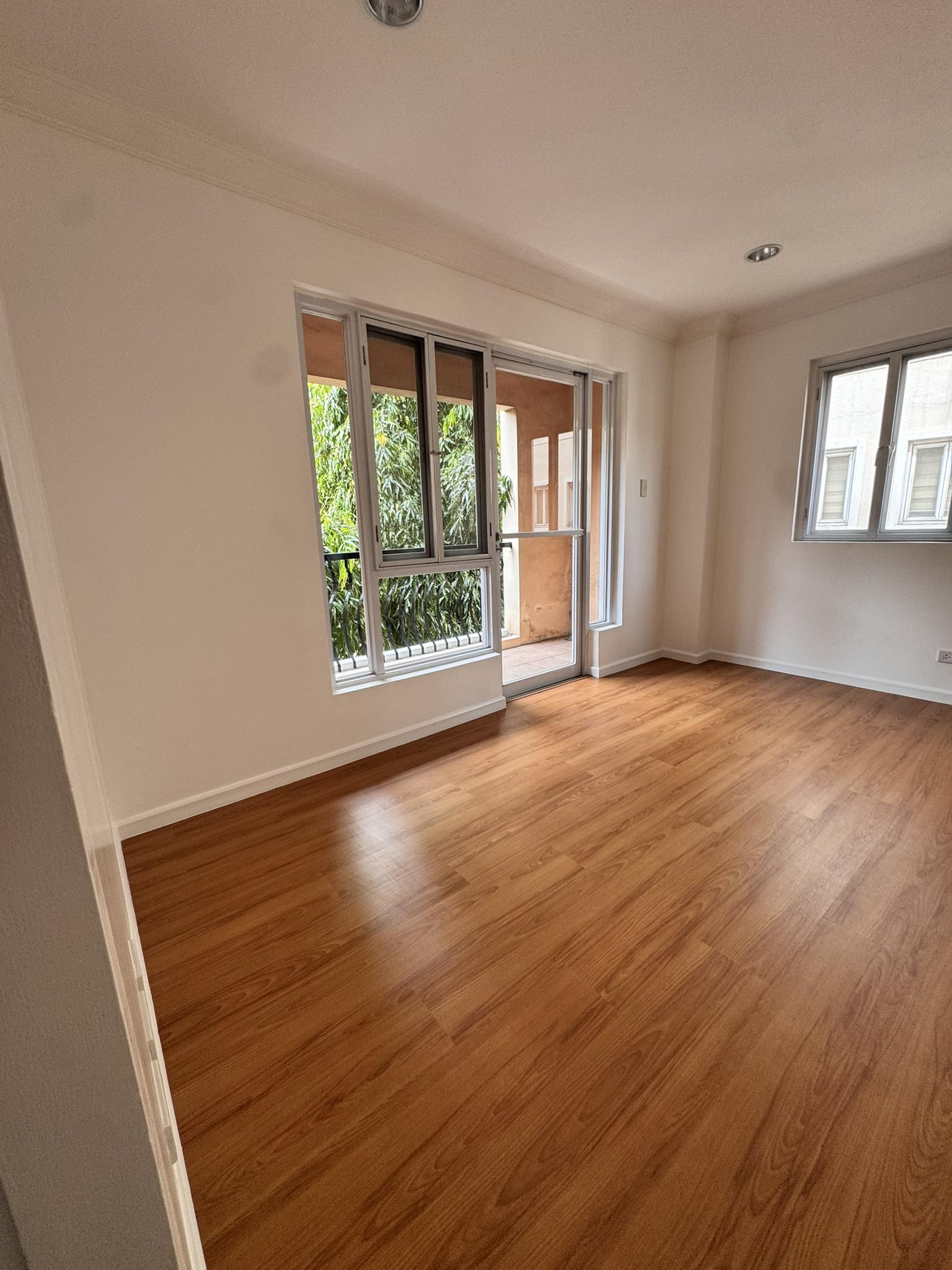Modern 2-Bedroom Condo Unit for Sale in Mckinley Hill photo 4